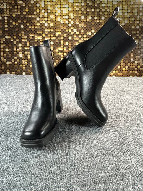 Nine West Shoes - New Women's Black Chelsea Ankle Boots Block Heel Size 6.5 Medium